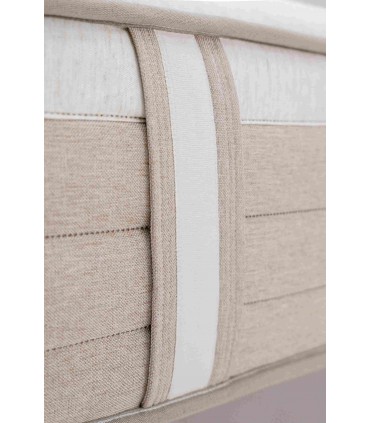 Matelas Norbert Couturier-NATURALIA - H28 cm- 750 R. ensachés pour le 140- Accueil latex naturel 70 KG/M3